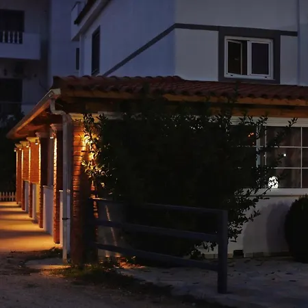 Hotel Prive And Sarande
