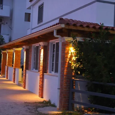 Prive And Hotel Sarande