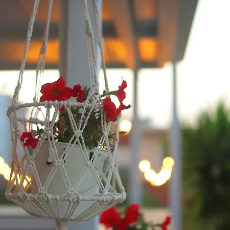 Prive And Hotel Sarande